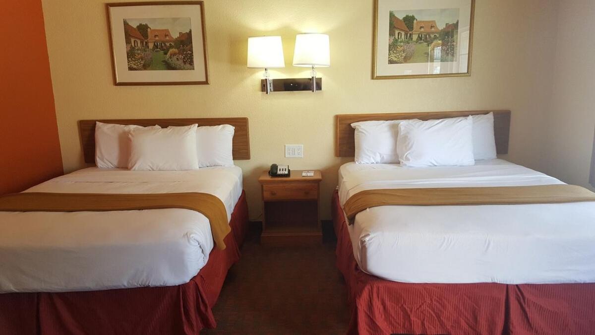 Stadium Motel - Lubbock Medical Center Екстер'єр фото